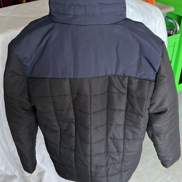 Nomad quilted navy and black xip up jacket size L - Picture 2 of 5